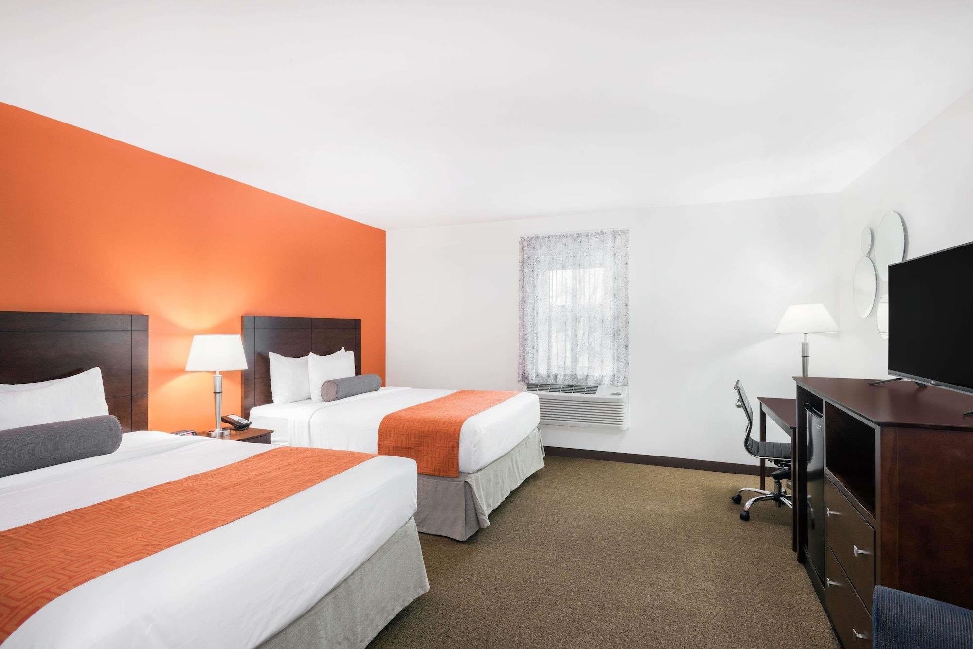 ฮาวเวิร์ด จอห์นสัน บาย วินด์แฮม ควินซี Hotel ภายนอก รูปภาพ